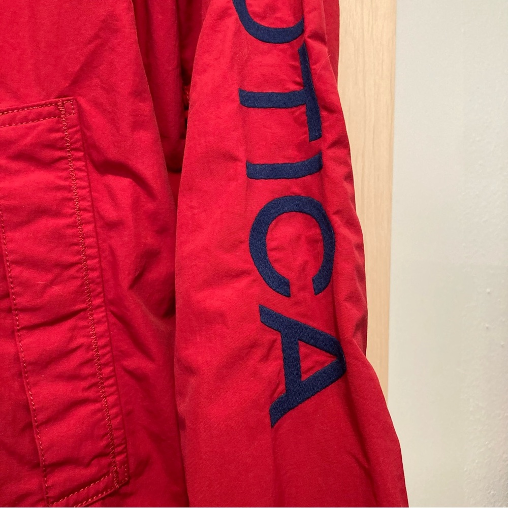 Nautica Red Windbreaker with Navy Details Mens Medium - Picture 4 of 15
